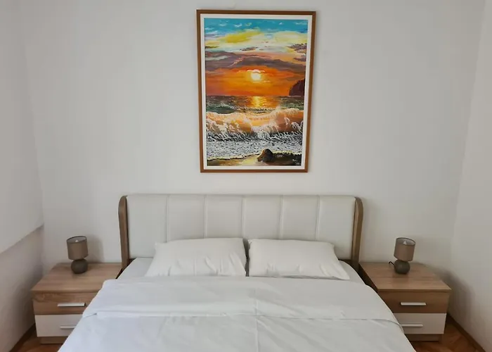 Διαμέρισμα Art Ποντγορίτσα